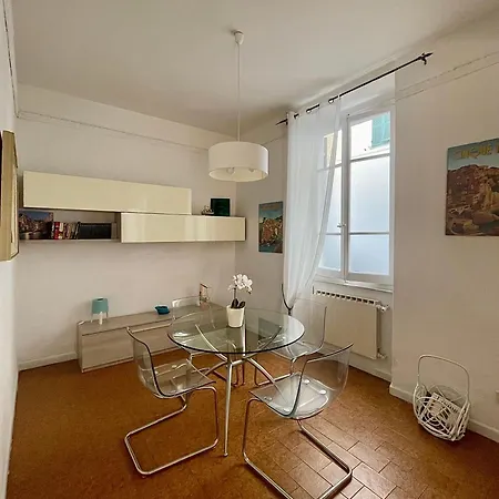 Apartment La Casa Dei Fiori