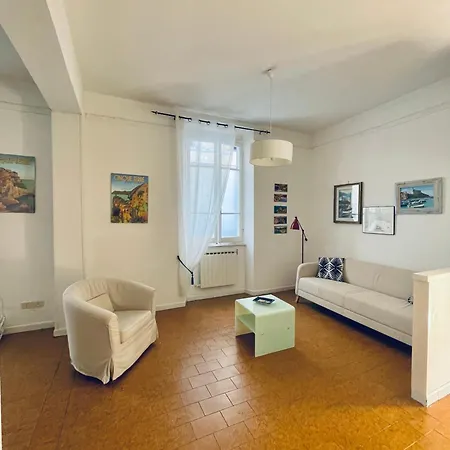 Apartment La Casa Dei Fiori *