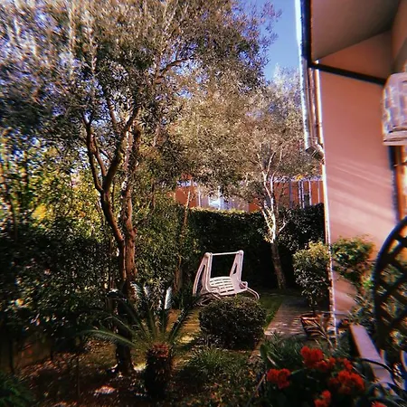 La Casa Dei Fiori * La Spezia