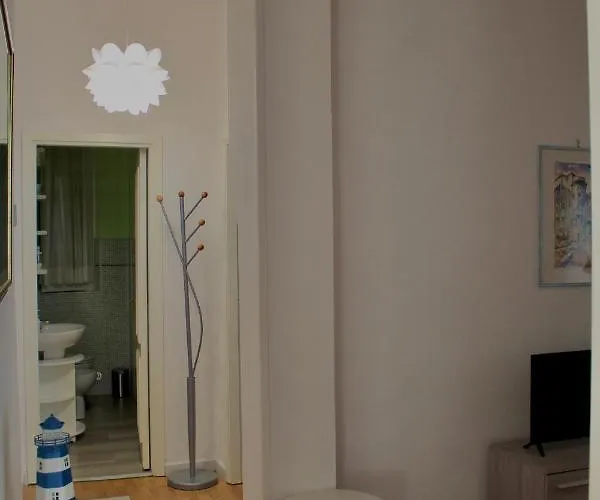 La Casa Dei Fiori Apartment *