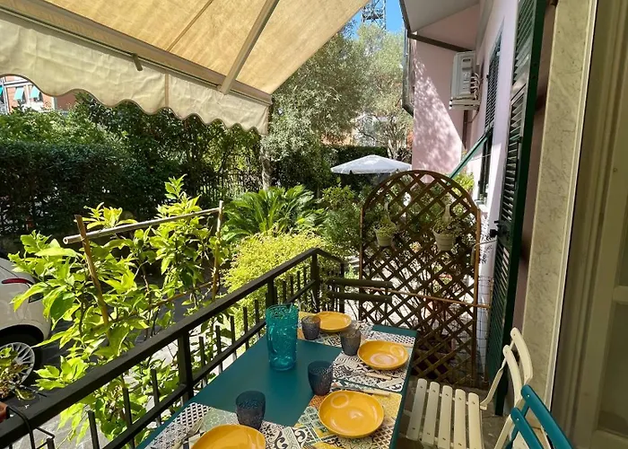 La Casa Dei Fiori * La Spezia