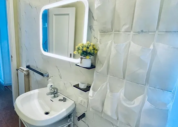 La Casa Dei Fiori * La Spezia