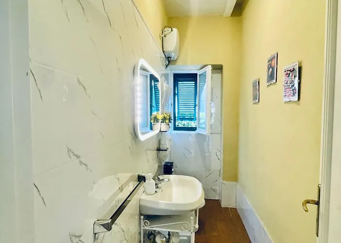 La Casa Dei Fiori Apartment *