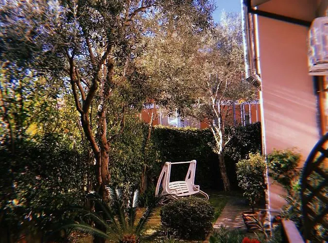 La Casa Dei Fiori * La Spezia